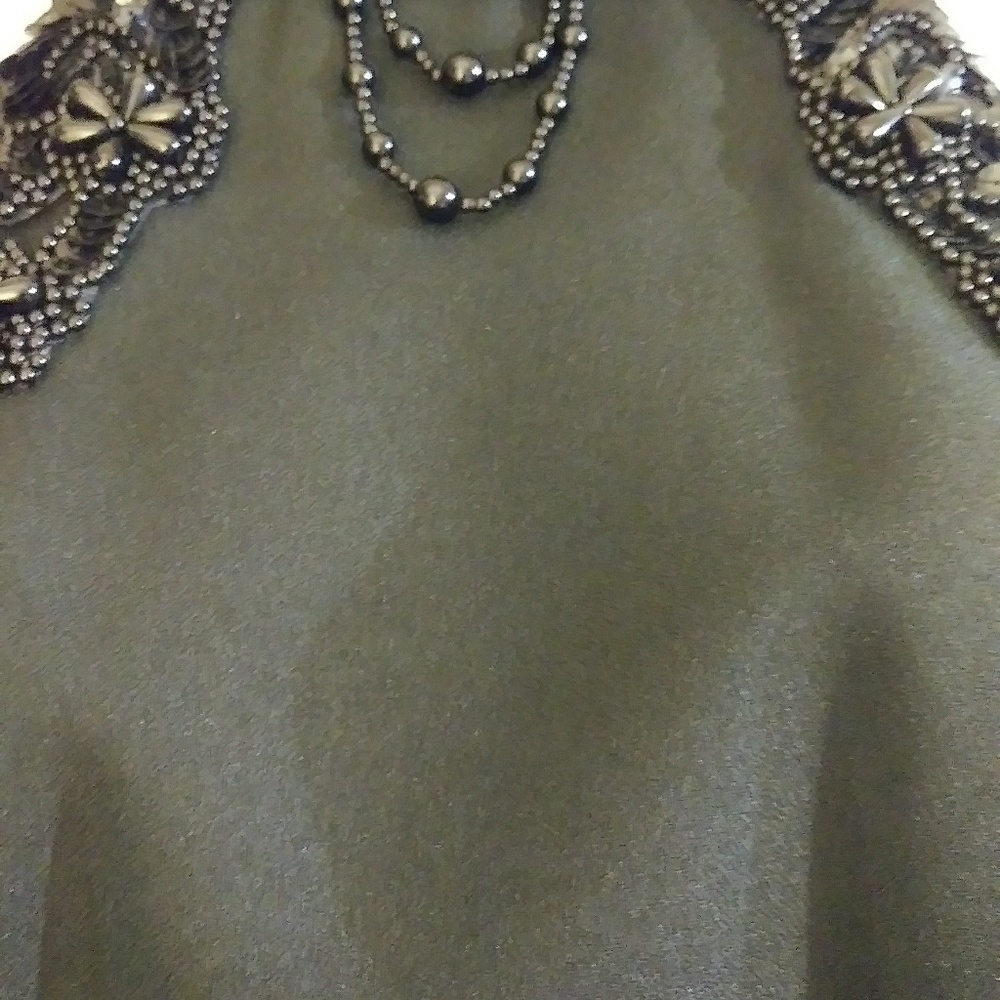 Dress - Picture 3 of 8